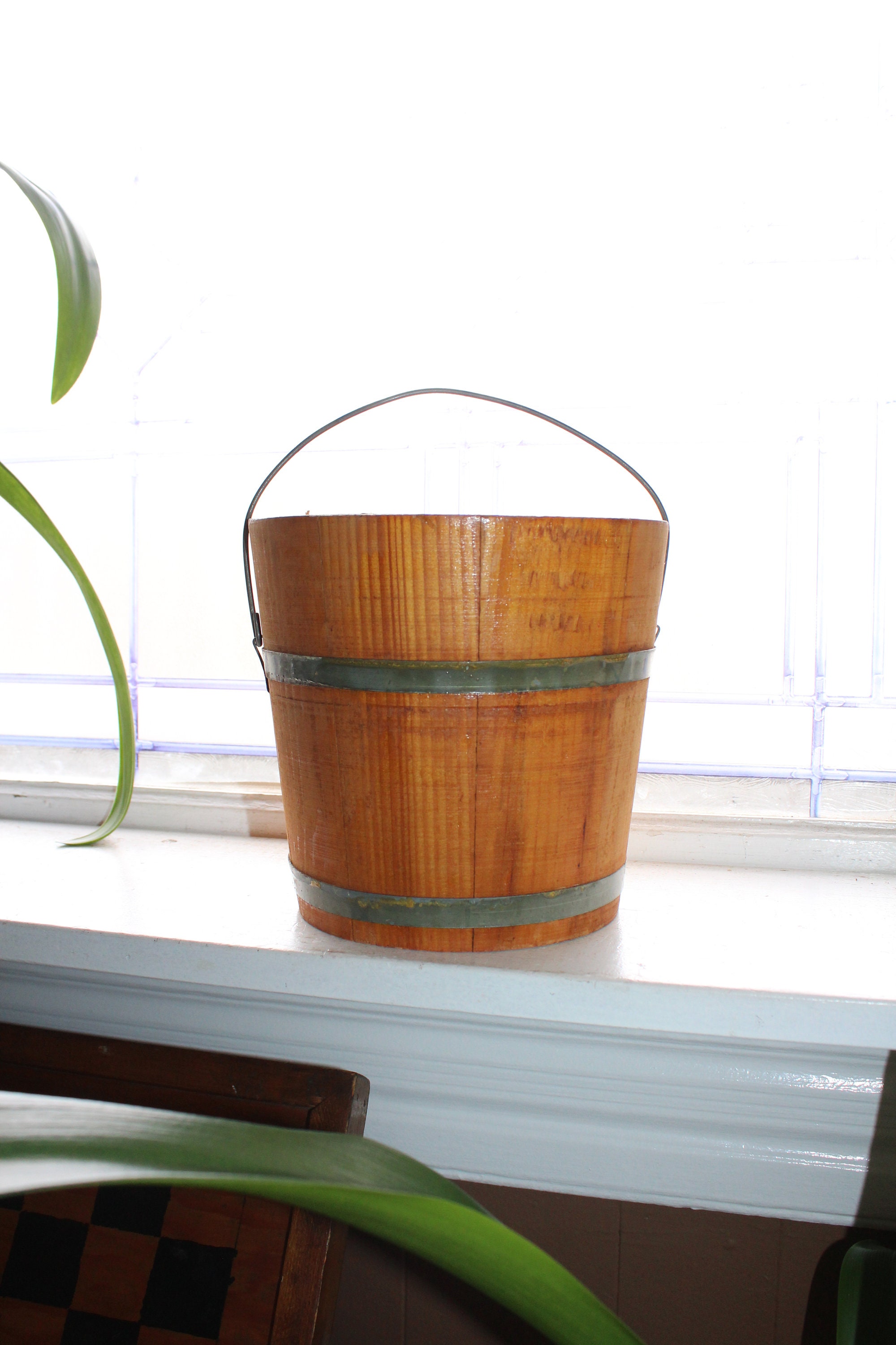 Antique Wood Bucket Pail with Lid and Wire Bale Handle Farmhouse Decor