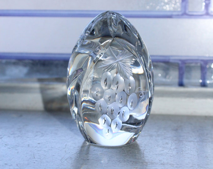 Cut Crystal Egg Paperweight with Grapes Pattern by Sullivan