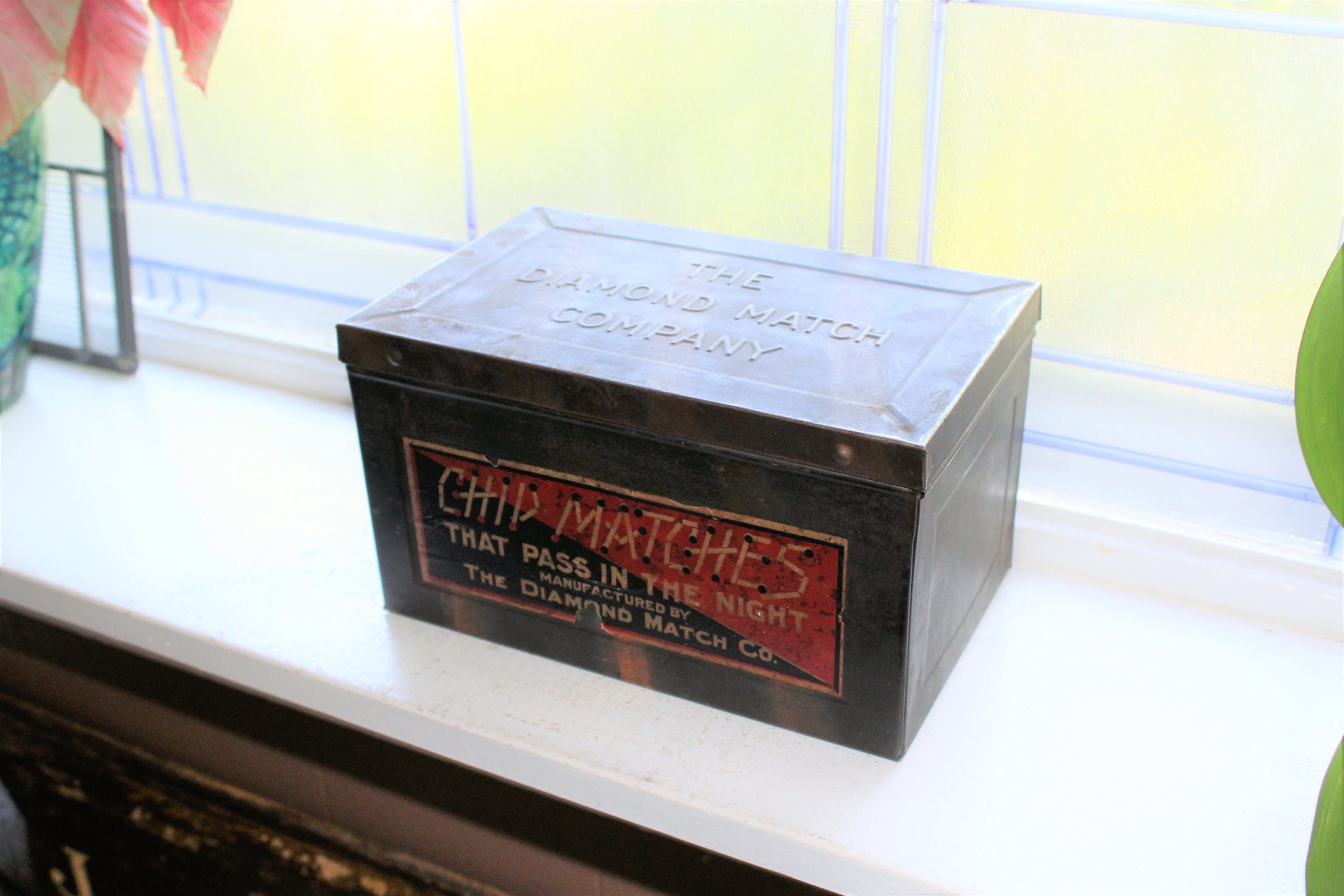 Antique Diamond Matches Tin Box Hinged Lid