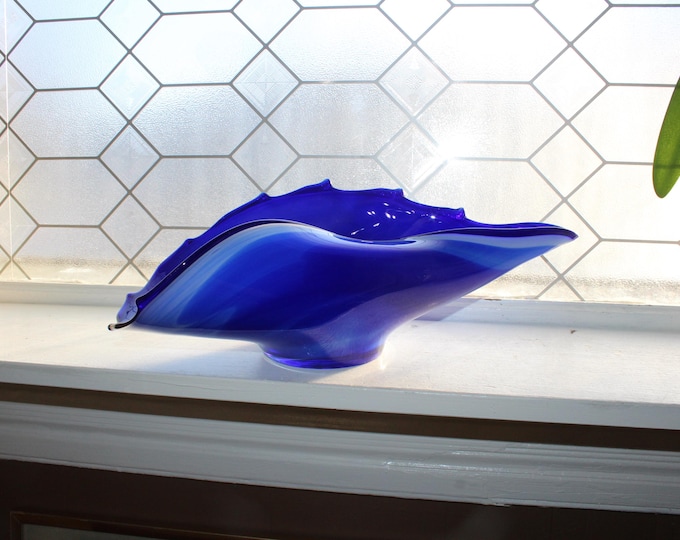 Large Art Glass Centerpiece Dish Iridescent Blue Seashell
