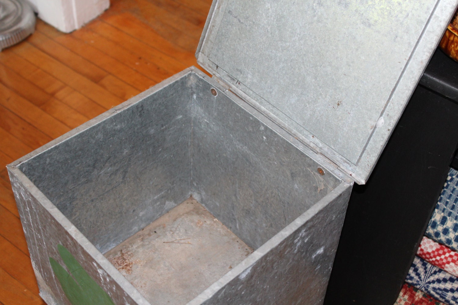 Vintage Metal Milk Delivery Box Lucky Shamrock Irish Farmhouse Decor