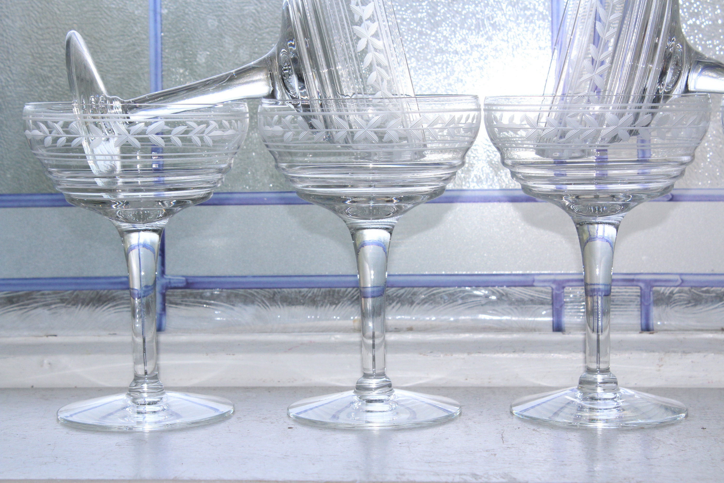 6 Vintage Art Deco Crystal Champagne Glasses Wheel Cut Design