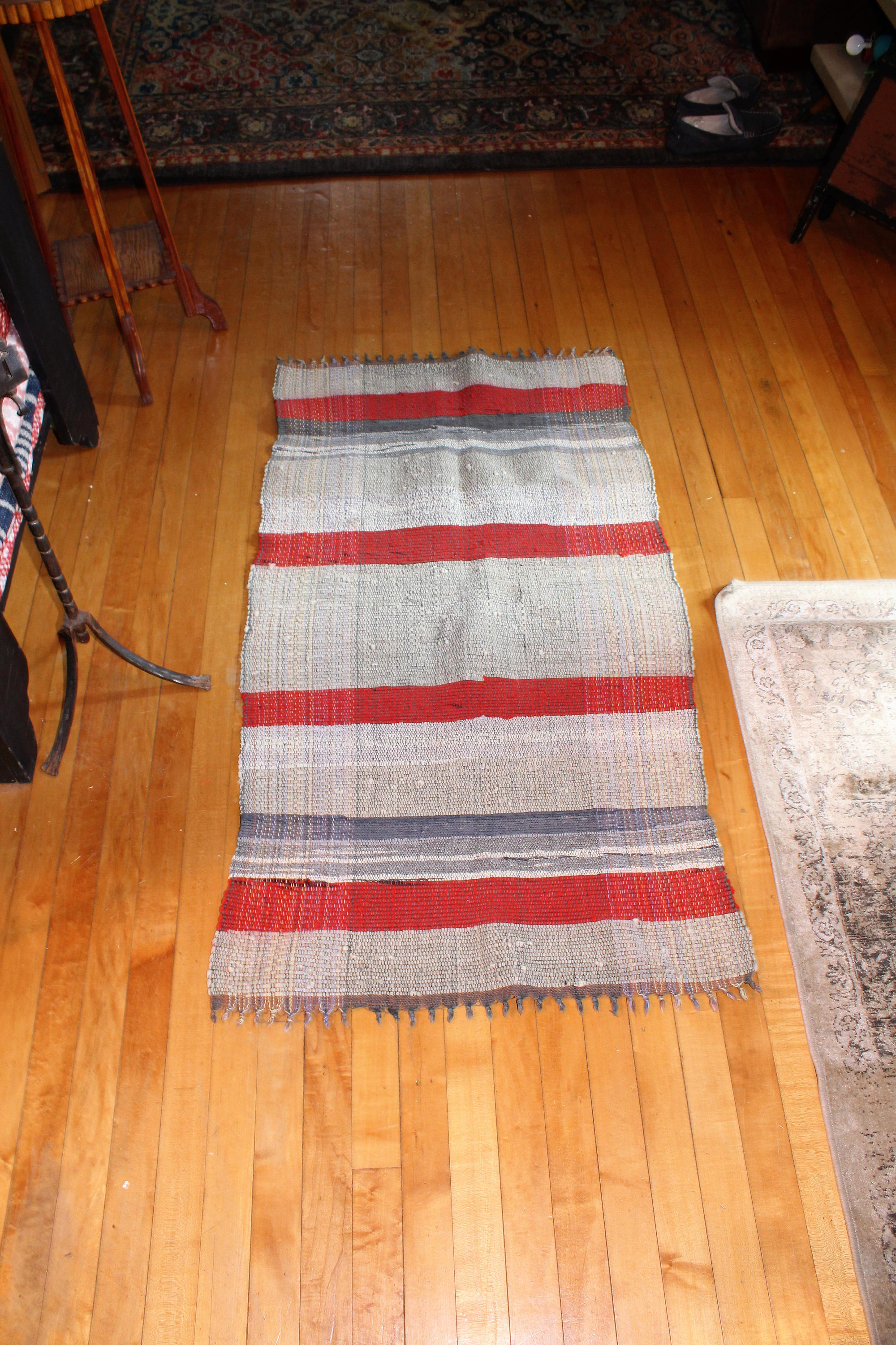 Vintage Country Rug Hand Loomed Rag Rug Rustic Farmhouse 1930s 50 x 28