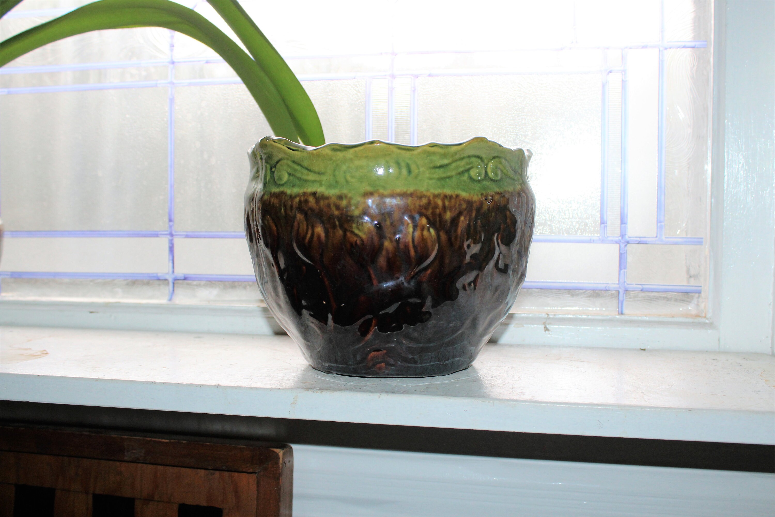 Vintage Stoneware Jardiniere Green & Brown with Tulip Decoration