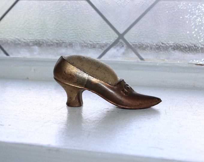 Antique Victorian Shoe Pin Cushion
