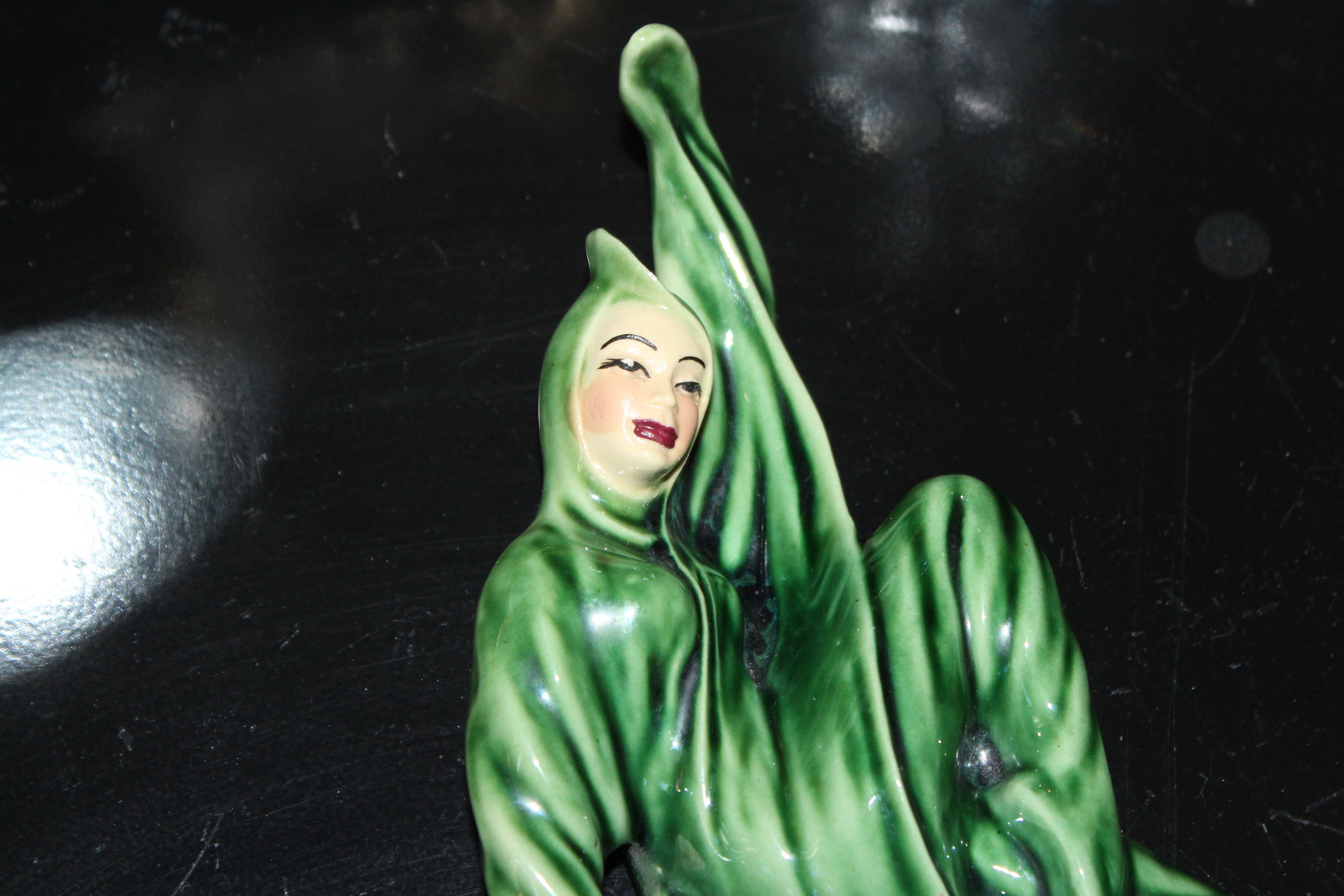 Zorina Wall Hanging Figurine Ceramic Arts Studio Vintage 1950s Pottery