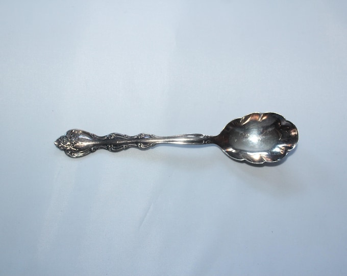 Antique International Silverplate Co Interlude Scalloped Sugar Spoon