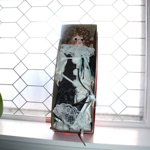 Vintage Brinn&#39;s Clown Doll Black and White