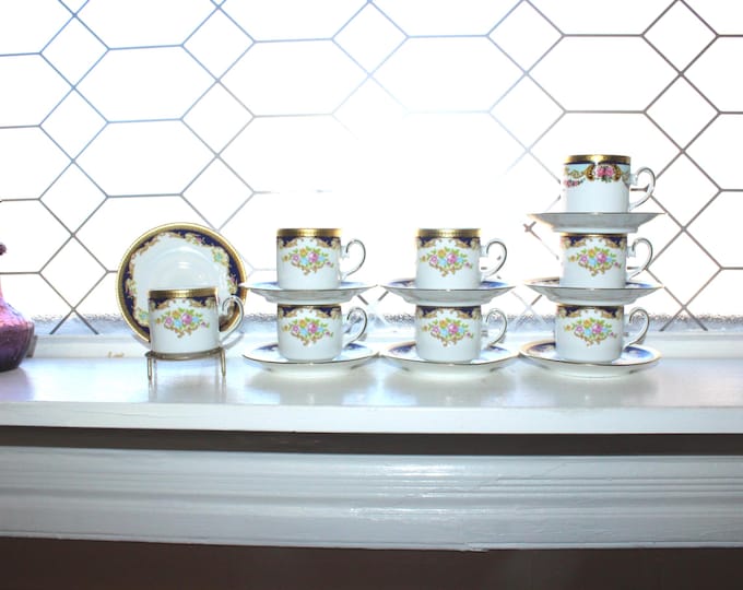 8 Vintage Keramische Werke Zehendner Tirschenreuth Demitasse Cups and Saucers