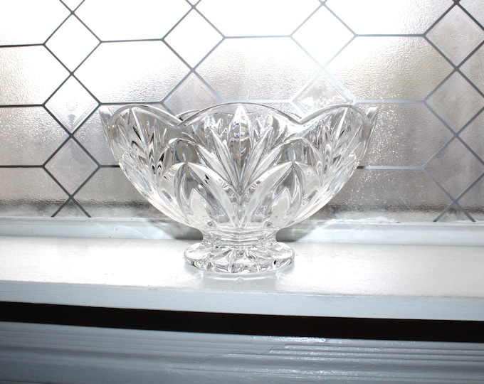 Large Waterford Crystal Canterbury Footed Bowl 10"