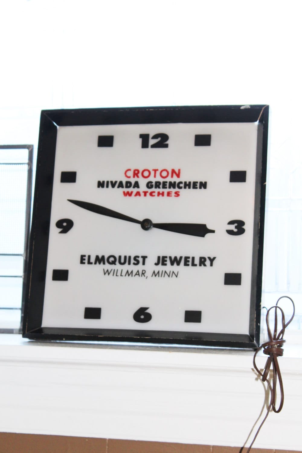 Vintage Lighted Advertising Clock Nivada Grenchen Croton Watches