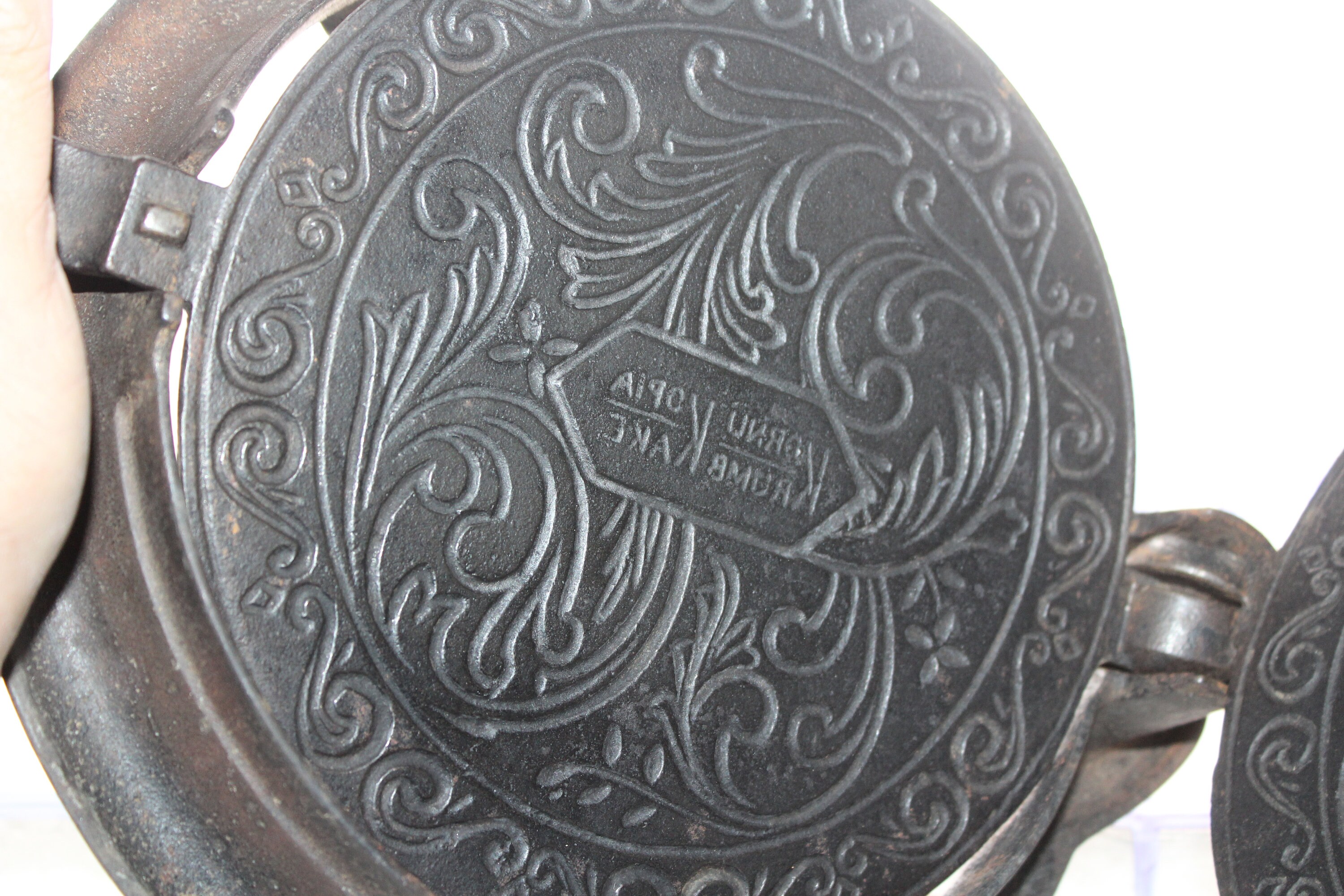 Antique Cast Iron Norwegian Krumkake Pan Griswold 8 Alfred Andresen