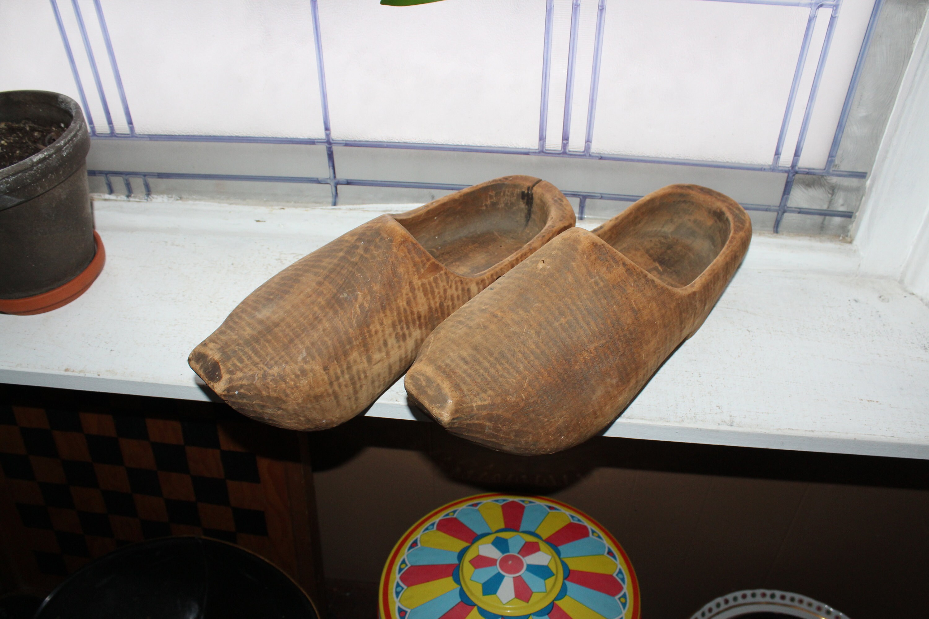 norwegian clogs