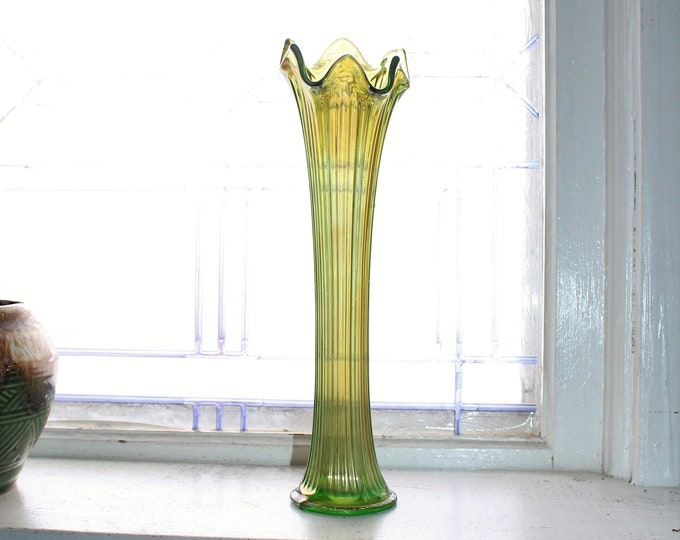Antique Carnival Stretch Glass Vase Green Fenton Fine Ribbed
