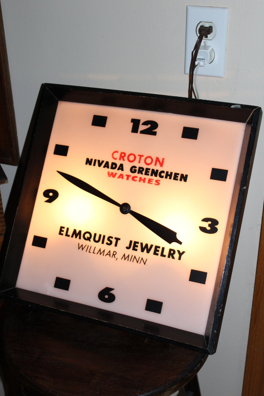 Vintage Lighted Advertising Clock Nivada Grenchen Croton Watches