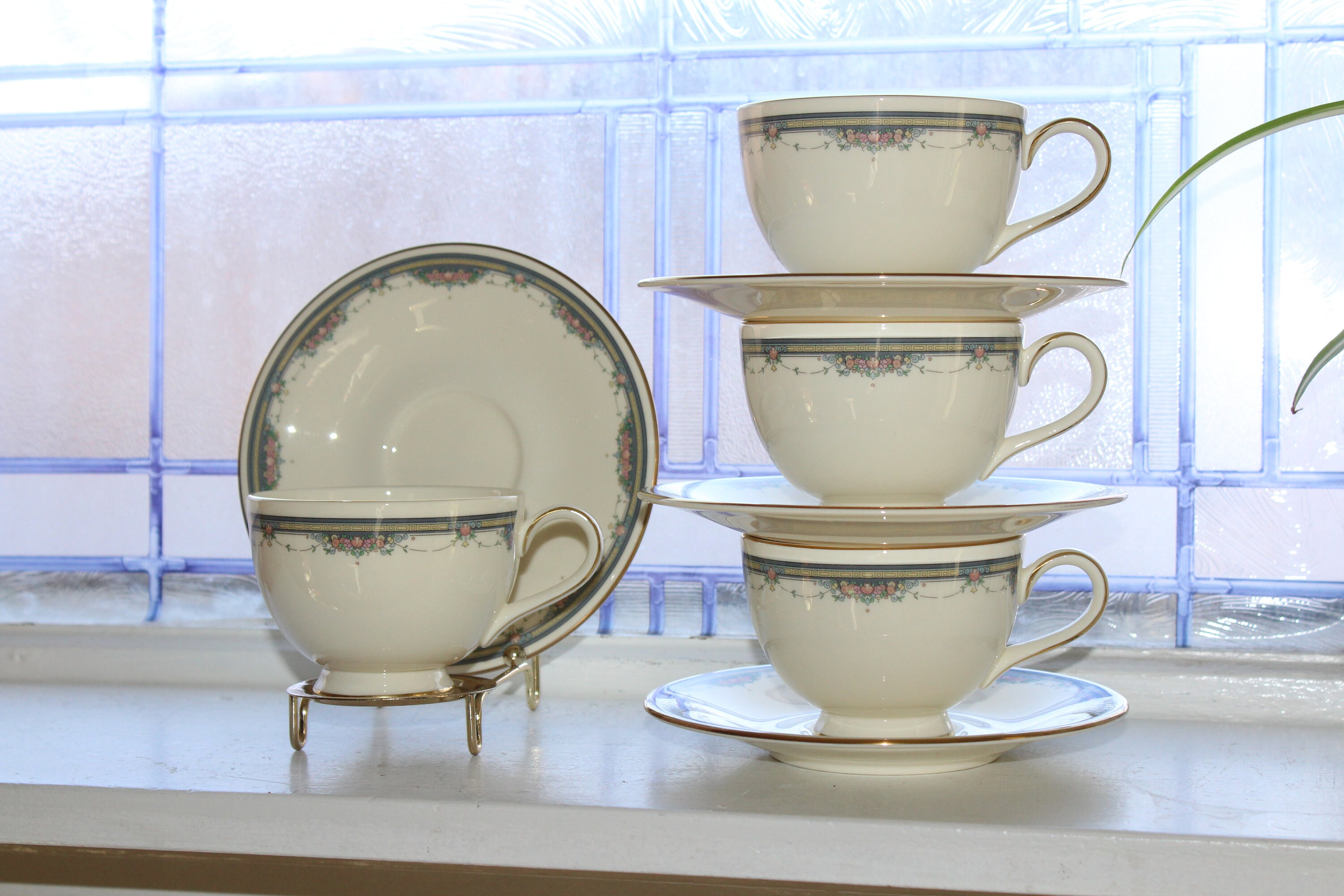 4 Royal Doulton Albany Cups and Saucers