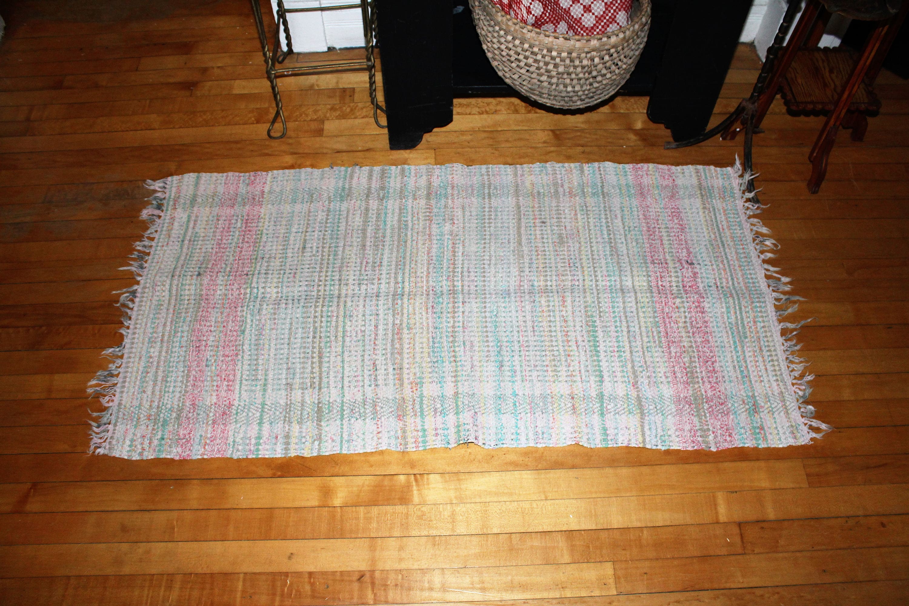 Vintage Country Rug Hand Loomed Rag Rug Rustic Farmhouse 1940s 56 x 28