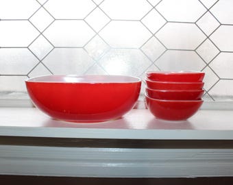Vintage 1950s Pyrex Red Square Hostess Oven and Table Set Bowls
