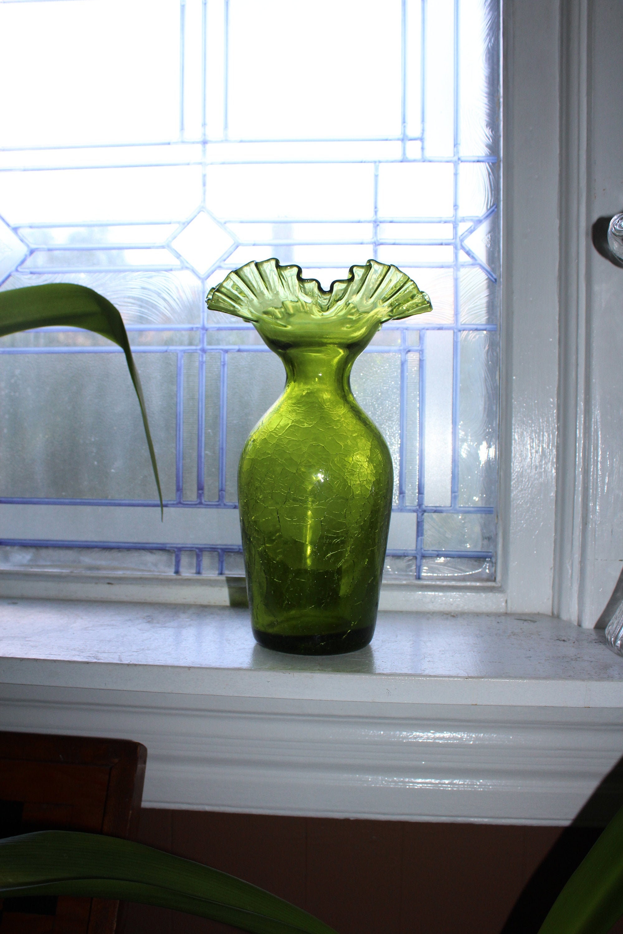 Large Mid Century Modern Green Crackle Glass Vase With Ruffled