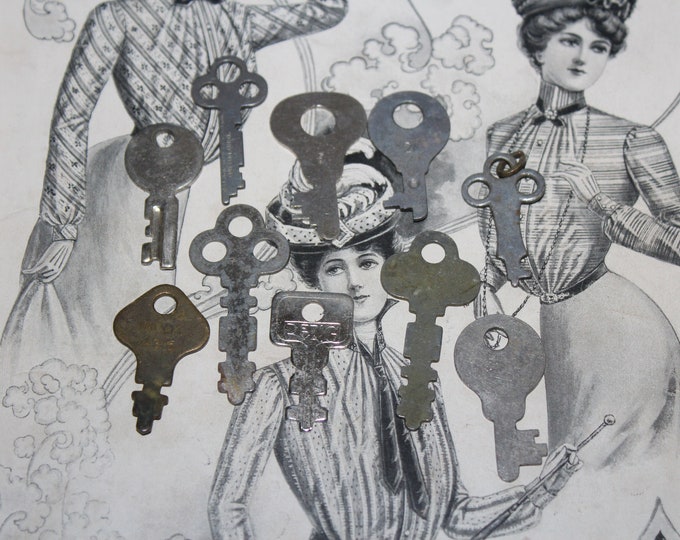 10 Antique Flat Keys