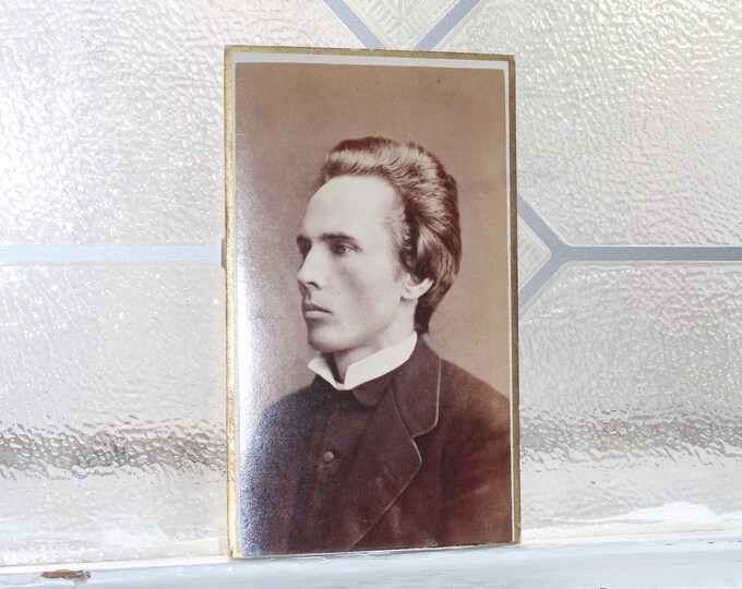 Antique Carte De Visite CDV Photograph Young Victorian Man 1800s