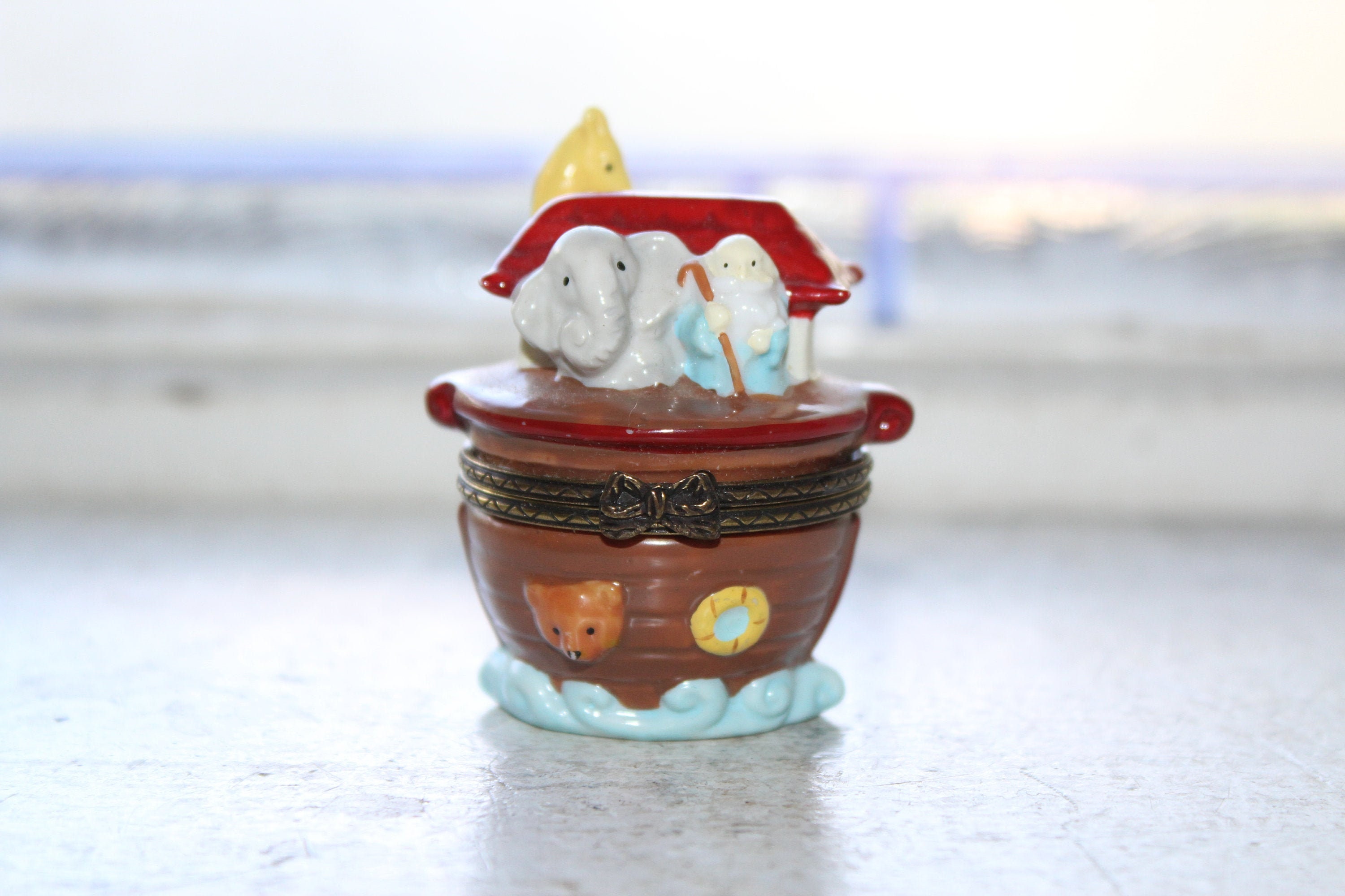 Vintage Porcelain Trinket Box Noah's Ark