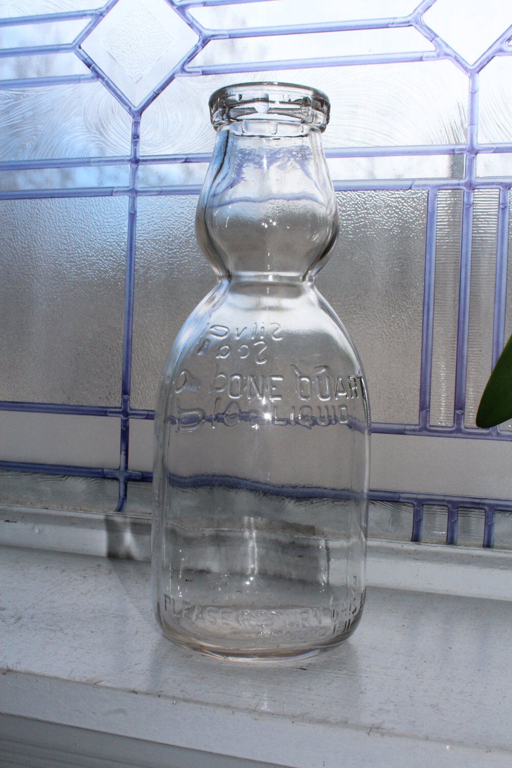 Vintage Cream Top Milk Bottle Silver Seal Medow Gold