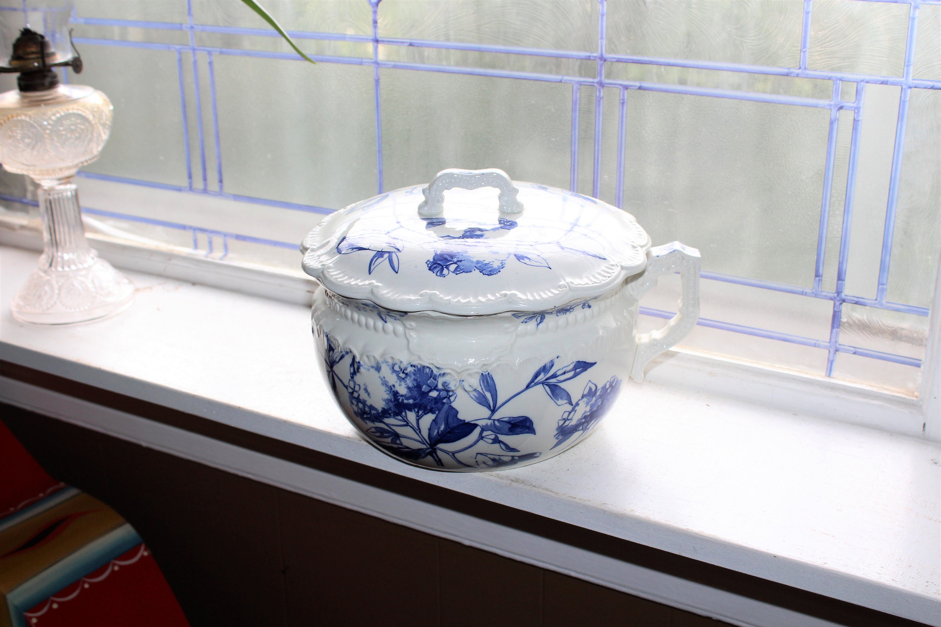 Antique Victorian Chamber Pot 1800s Blue & White Ridgways Chartley