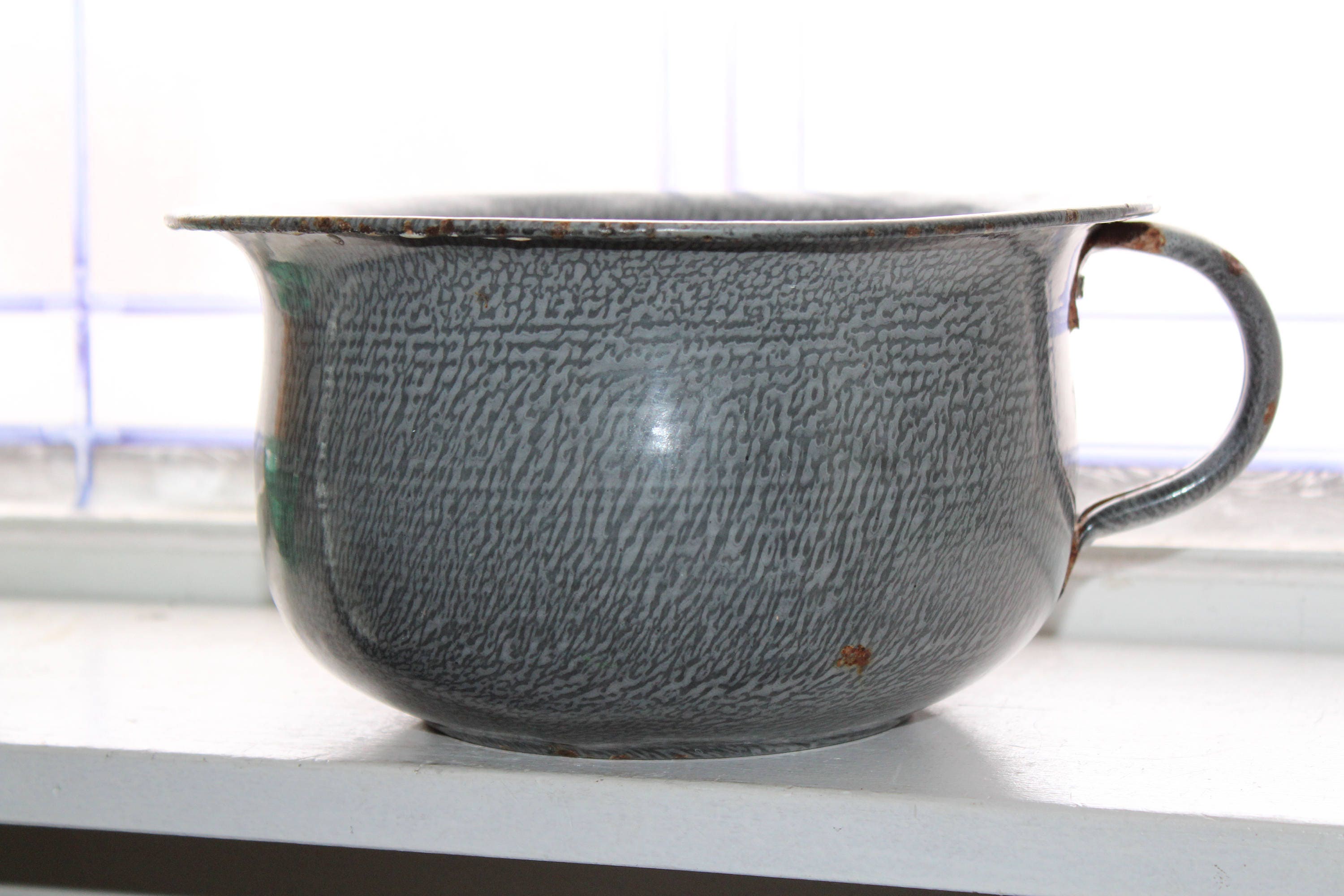 Vintage Chamber Pot Gray Graniteware Potty 1930s Rustic Farmhouse