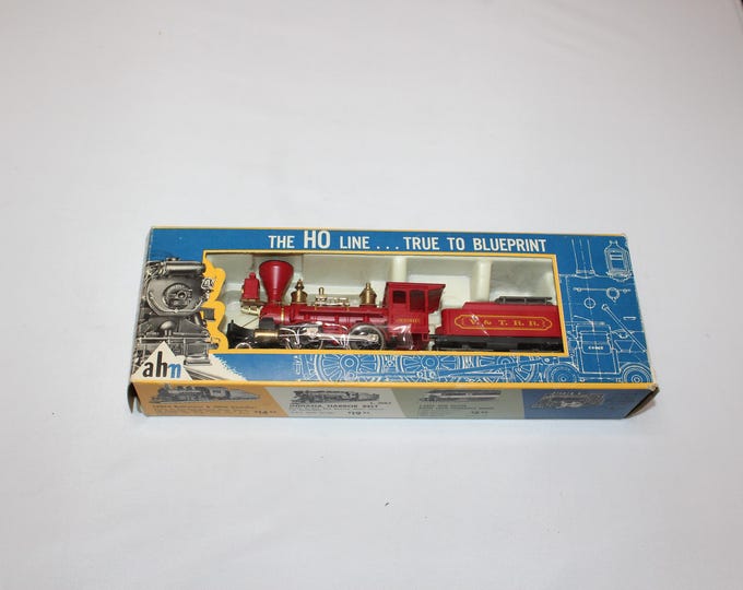 AHM HO Rivarossi V&TRR 2-4-0 Bowker Train Engine 5072