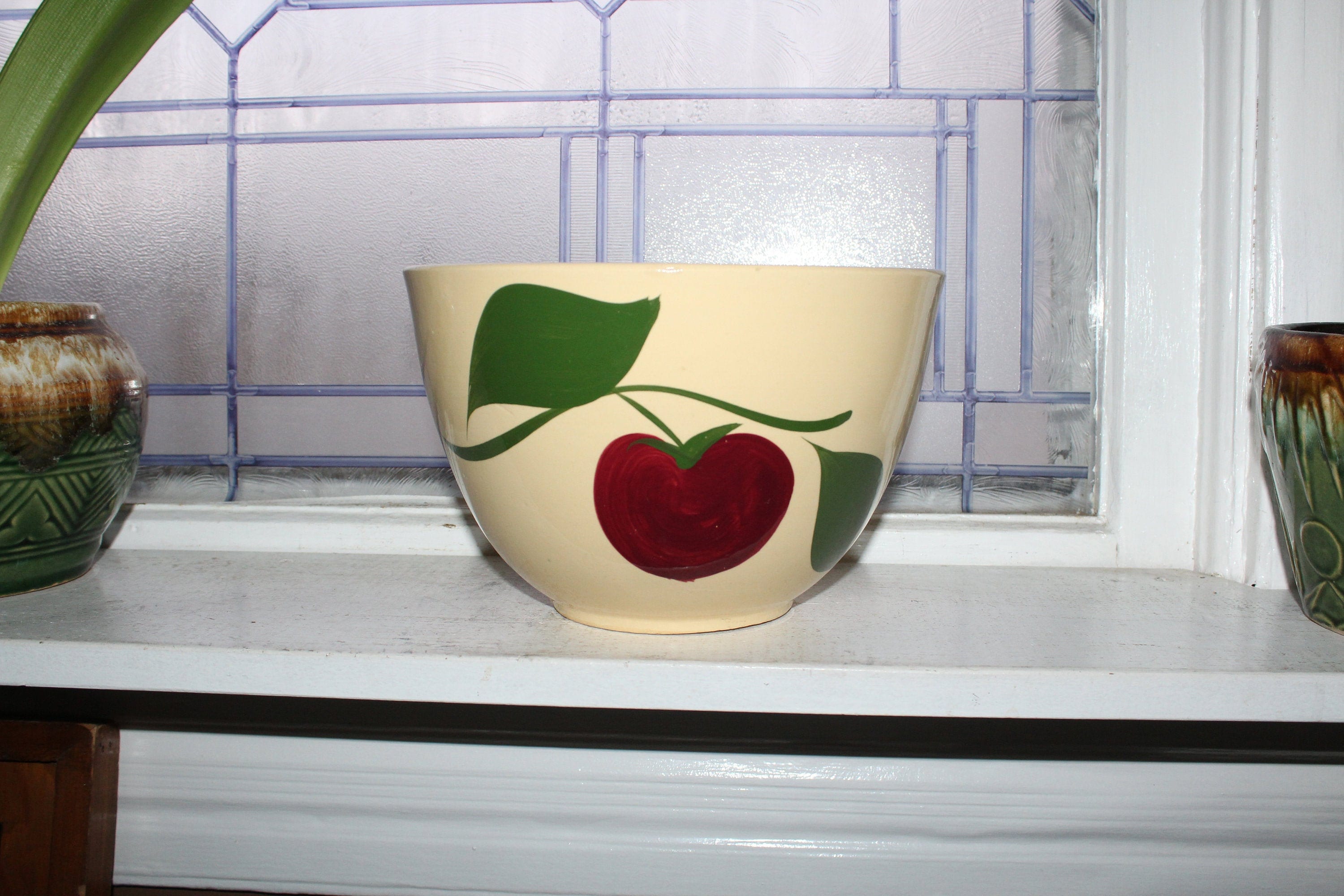 Frosted glass apple rim bowl set – Feature Furniture & Vintage