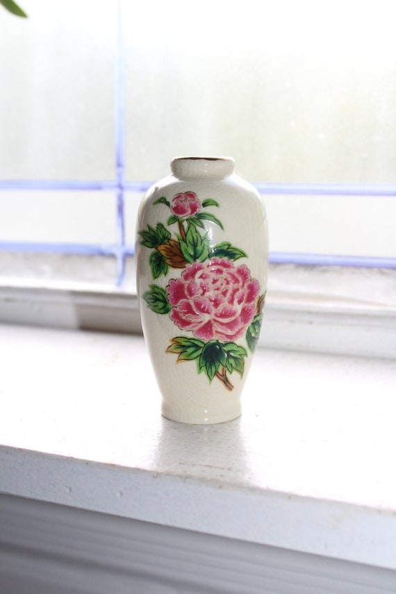 ヴィンテージ アジアン バップ 花瓶 陶器に金箔の縁取りが施され ヴィンテージ アジアン バップ 花瓶 陶器に金箔の縁取りが施され