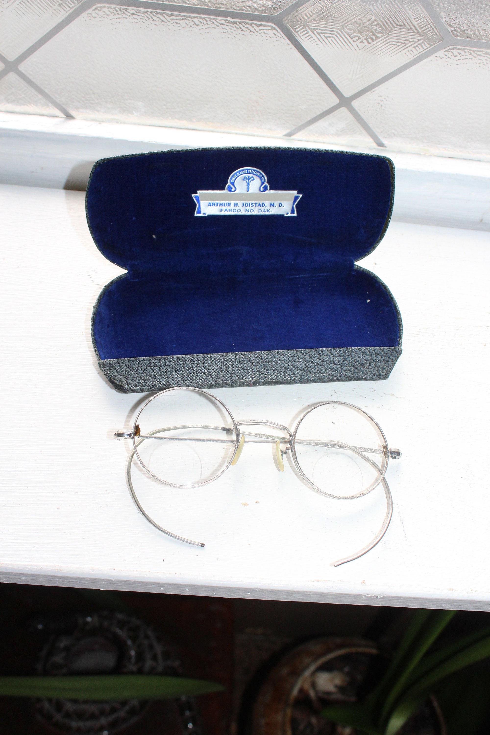 Antique Round Lens Silver Eyeglasses Spectacles with Case