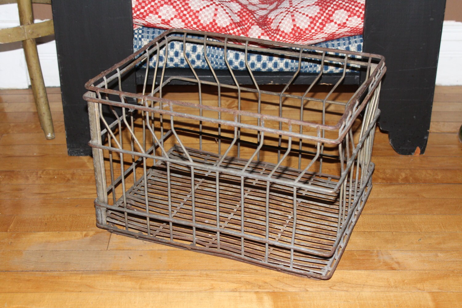 Large Vintage Wire Milk Crate Industrial Farmhouse Decor Terrace Park Dairy
