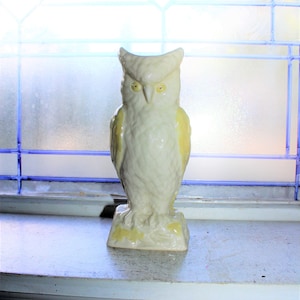 Vintage Irish Belleek Owl Vase 1960s 3rd Green Mark