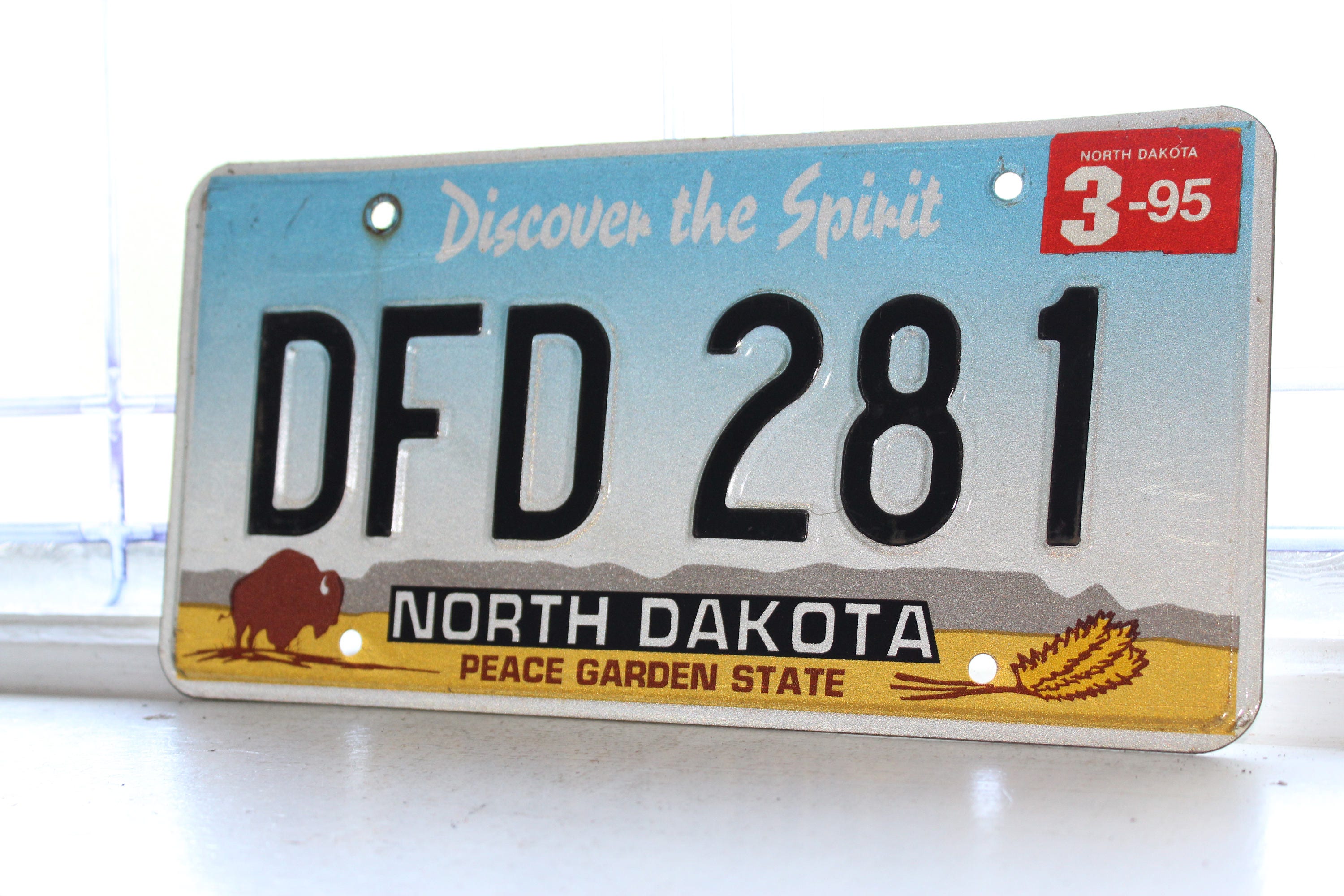 Vintage 1995 North Dakota License Plate Man Cave Decor