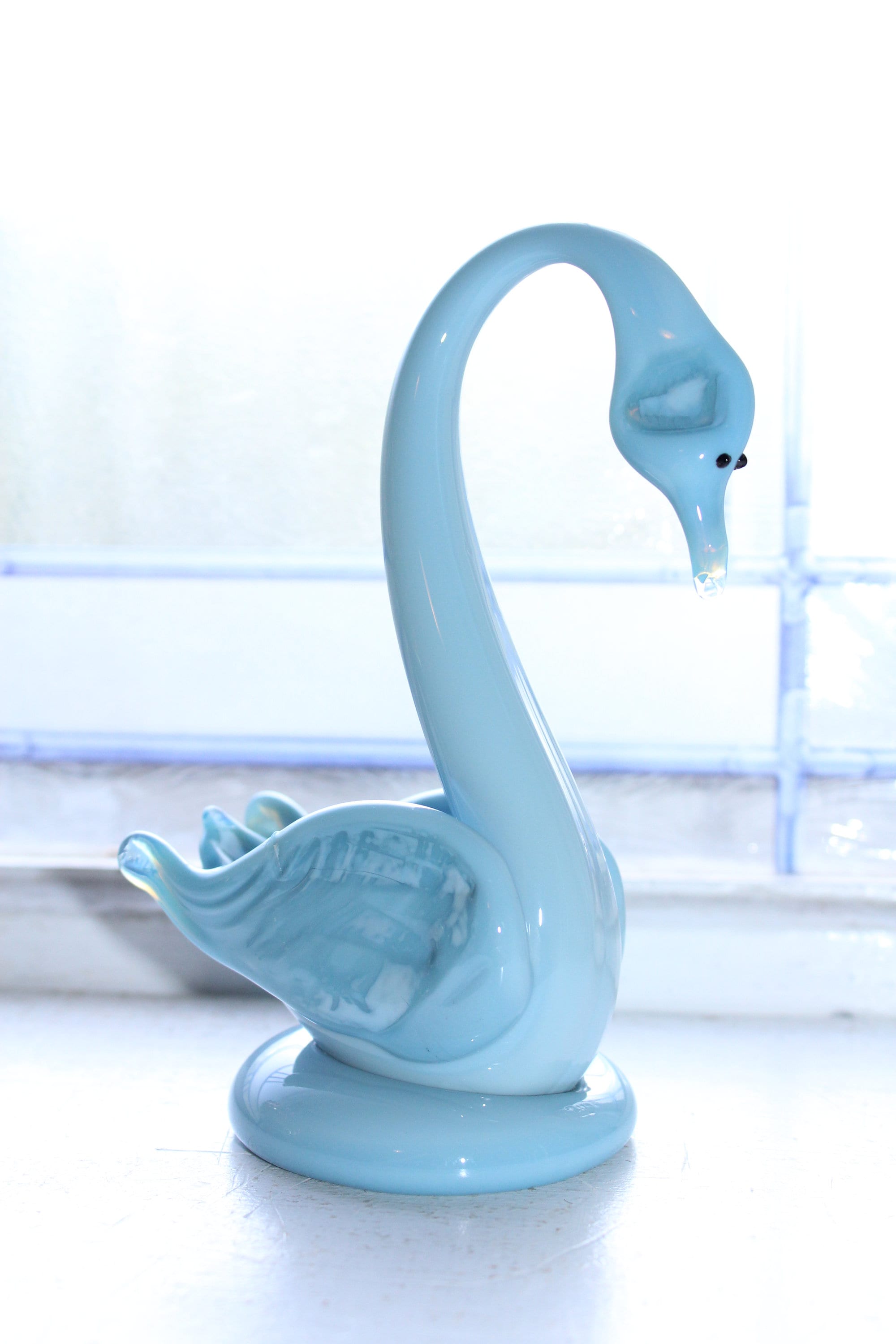 Blue Swan Figurine Vintage Art Glass