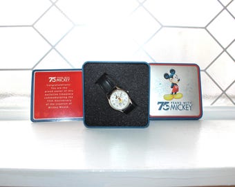 Disney Micky Maus Armbanduhr aus Blechdose zum 75-jährigen Jubiläum