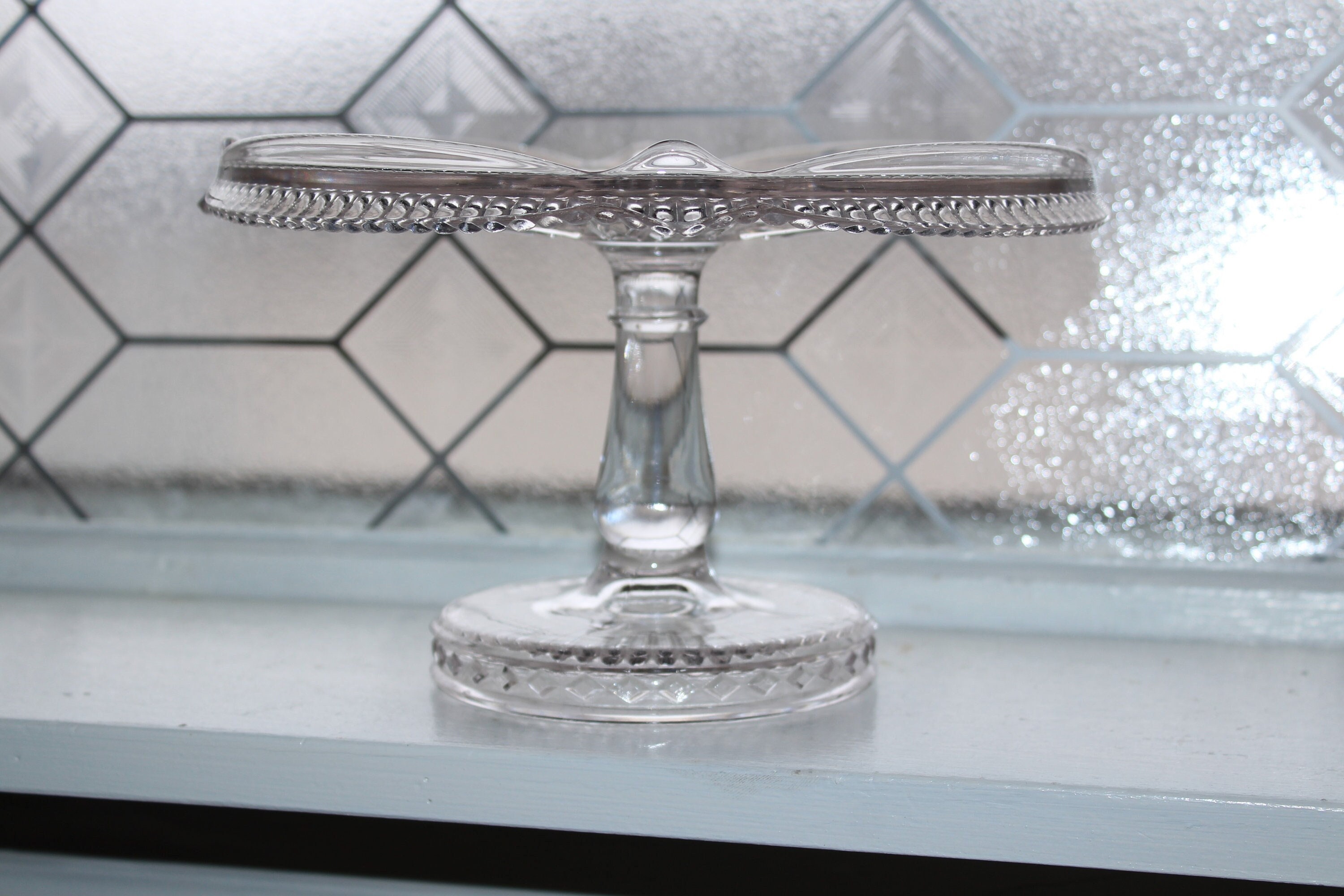 Elegant Vintage Glass Cake Stand Wedding Decor Drapery Rim Center Star