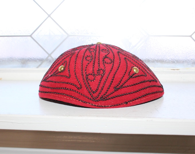 Vintage Henry Pollack Wool Hat with Red & Black Embroidered Design