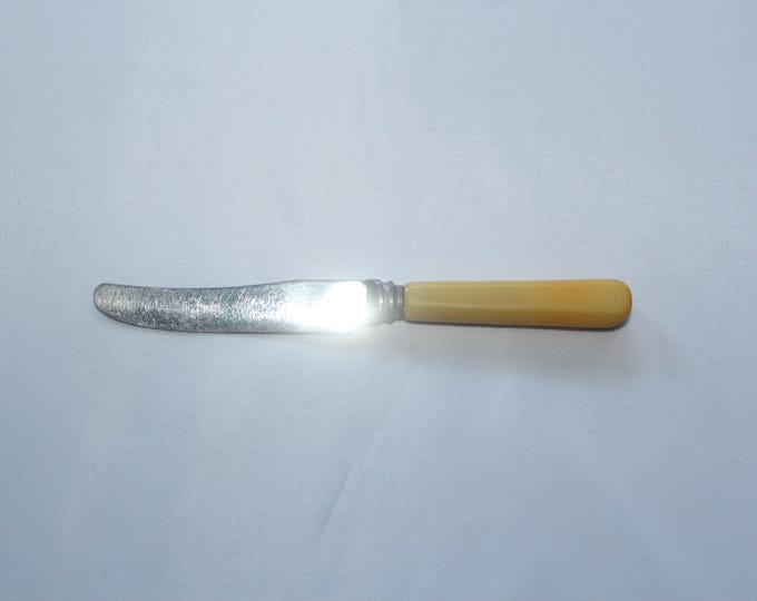 Vintage Dinkee Appetizer Knife Butterscotch Bakelite Handle