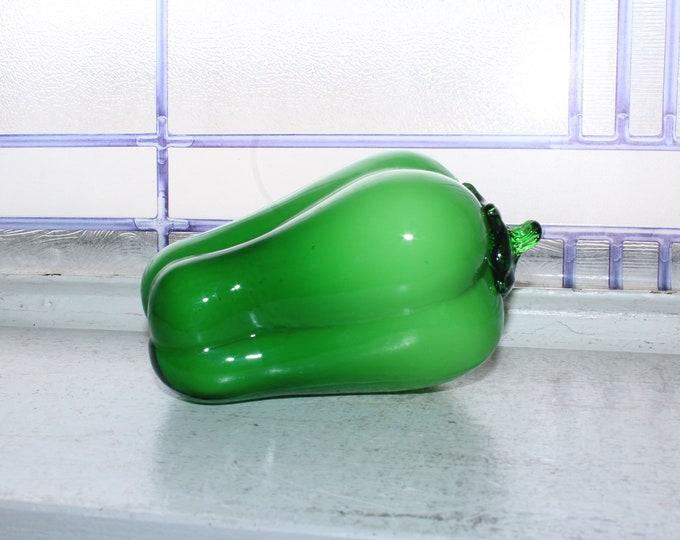 Vintage Murano Glass Large Green Pepper Vegetable Handblown