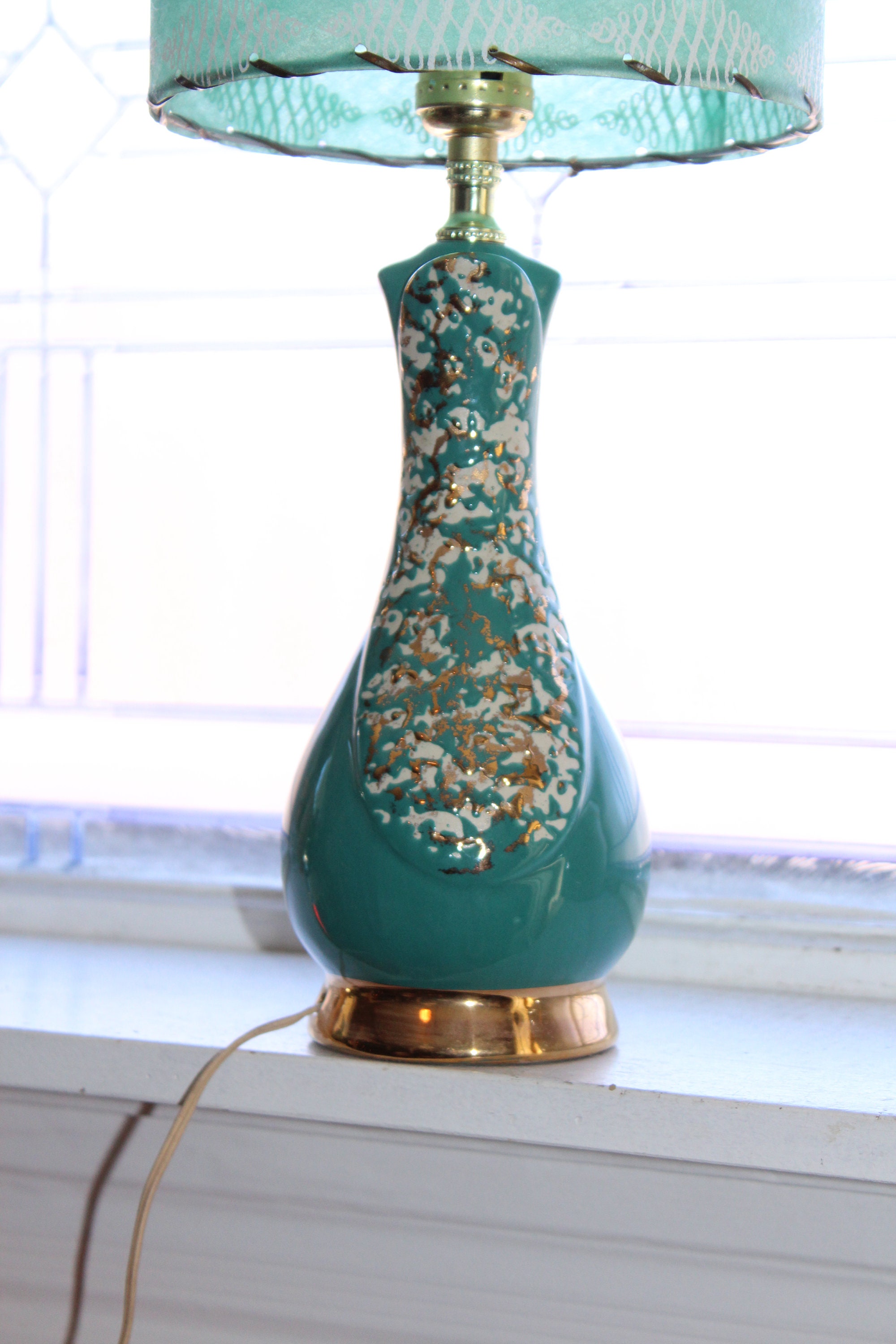 Mid Century Accent Lamp Turquoise & Gold with Fiberglass Shade 1950s