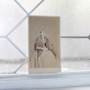 アンティーク カルテ デ ビジット CDV 写真 ビクトリア朝の女性 1800 年代