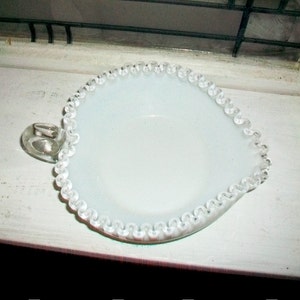 Vintage Fenton Silver Crest Heart Dish Nappy White Milk Glass image 4