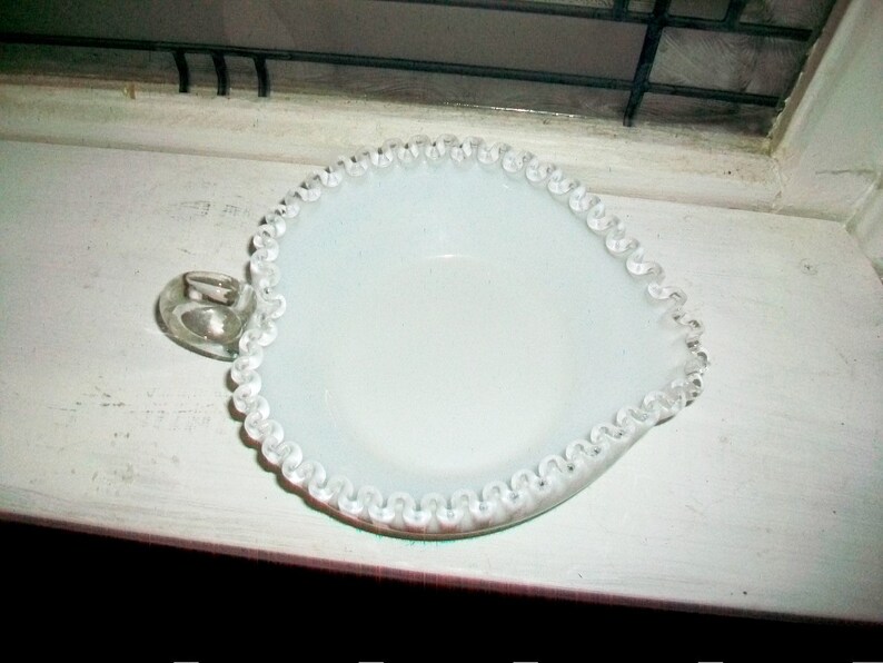 Vintage Fenton Silver Crest Heart Dish Nappy White Milk Glass image 4