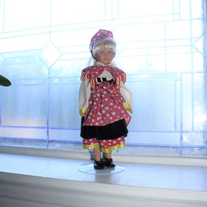 Muñeca noruega antigua