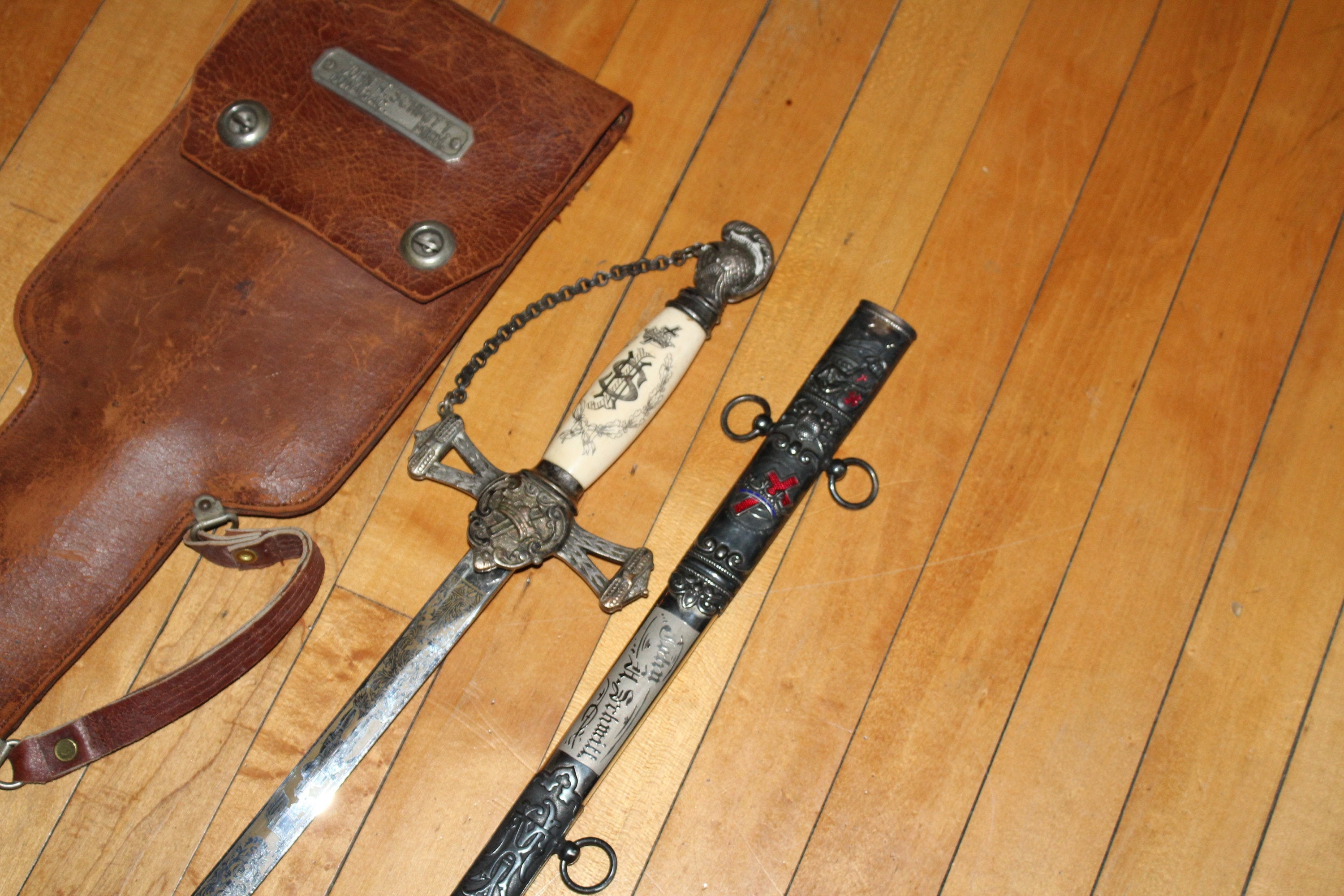 Antique Sword Masonic Knights Templar with Leather Case