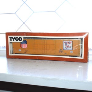 Tyco HO Scale Car Union Pacific Automated Railway Cushion Load 300631