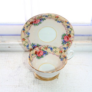 Vintage Tea Cup and Saucer Aynsley Light Peach with Flowers